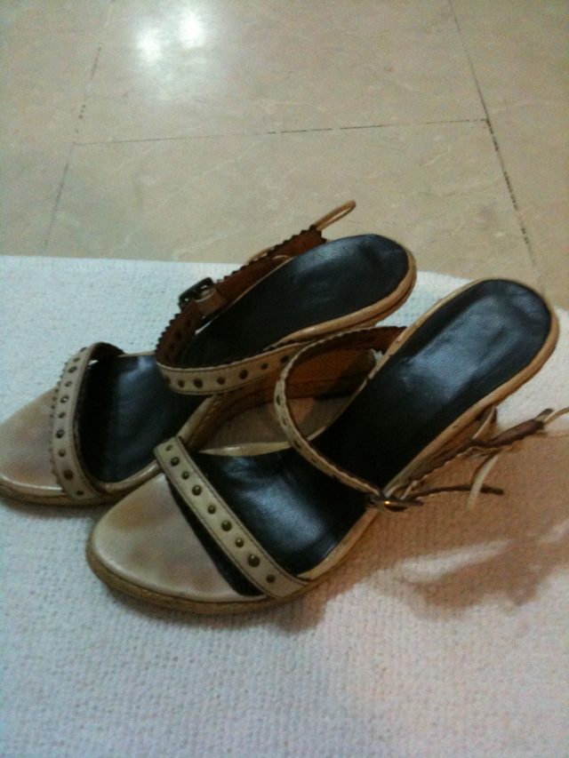 RIP one of my most fav shoes.... :(
