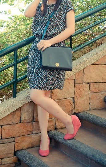 Black Printed Dress, Hot Pink Wedge