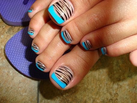 Zebra Print Nails